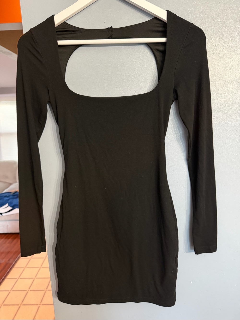 Princess Polly  Long Sleeve Square Neck dress/ size 2